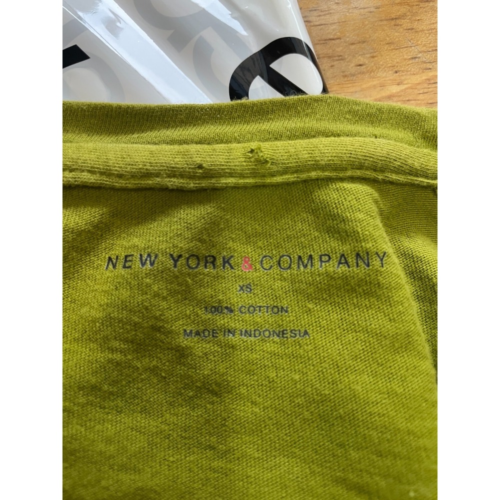 NEW YORK & Company Army Green Pullover Tee, Beaitful‎ Beading In Front, XS - Picture 4 of 4